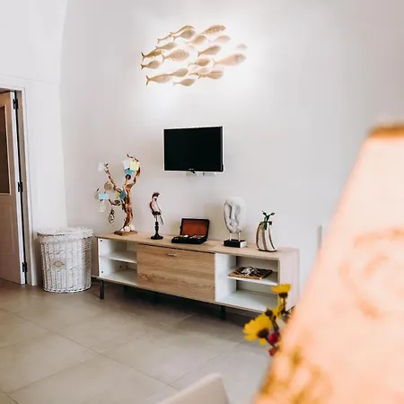 Mare Adesso Apartment *
