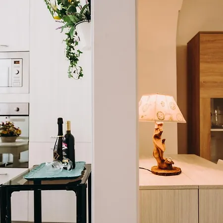 Mare Adesso 폴리나노 아마레